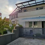 Onlystudio With Free Parking Apartment Zadar