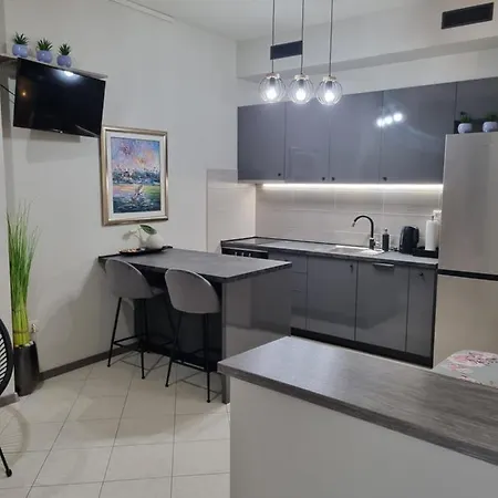Onlystudio With Free Parking * Ζαντάρ