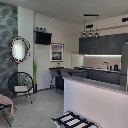 Onlystudio With Free Parking * Ζαντάρ