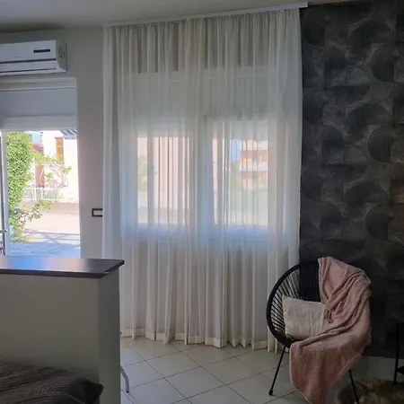 Διαμέρισμα Onlystudio With Free Parking Ζαντάρ