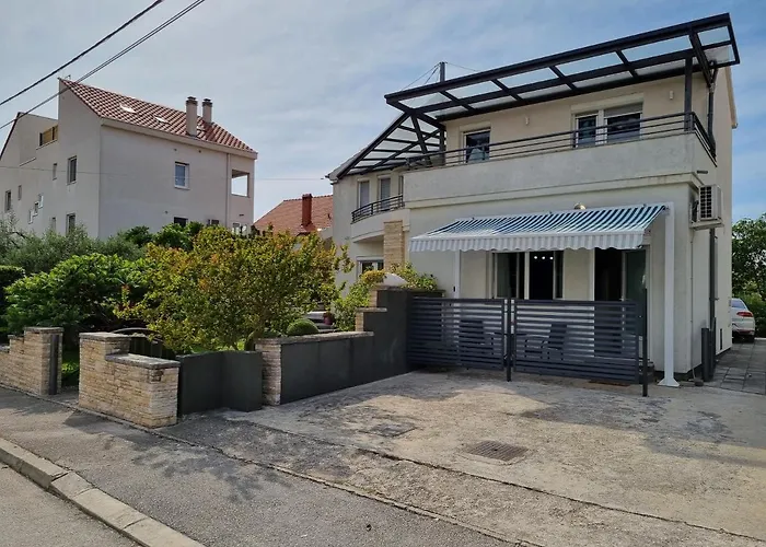 Apartment Onlystudio With Free Parking Zadar