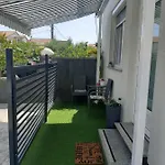Onlystudio With Free Parking 公寓 扎达尔