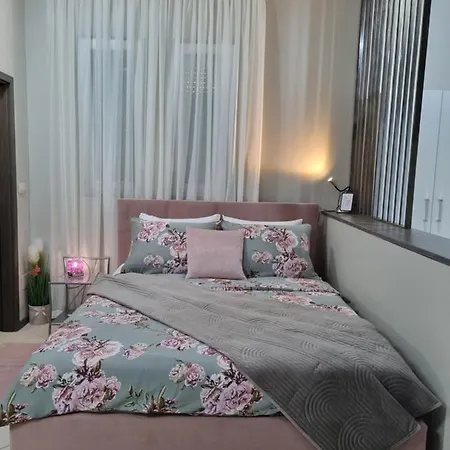 Onlystudio With Free Parking Apartmán *