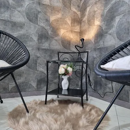 Onlystudio With Free Parking *