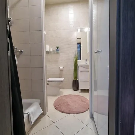 Apartman Onlystudio With Free Parking